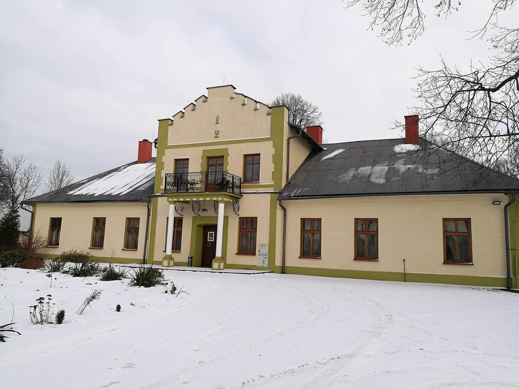 Dworek Mlynarza Zator Exterior foto