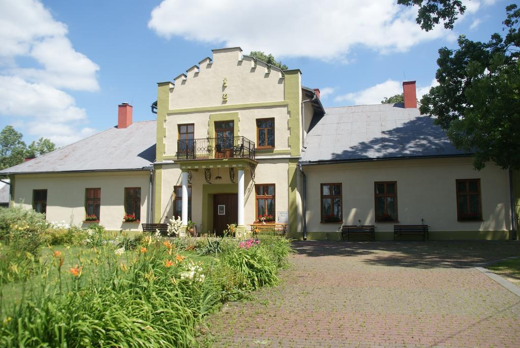 Dworek Mlynarza Zator Exterior foto